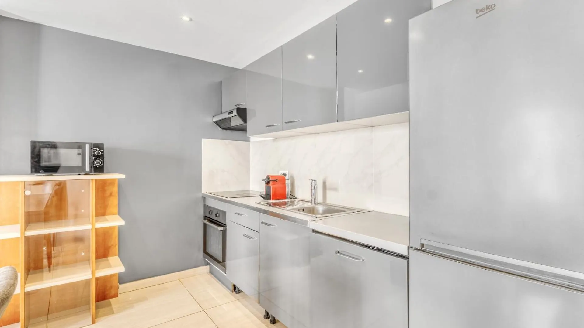 2 Bed Avenue Saint-Jean , 5 Minutes From Palais Des Festivals Apartment Cannes