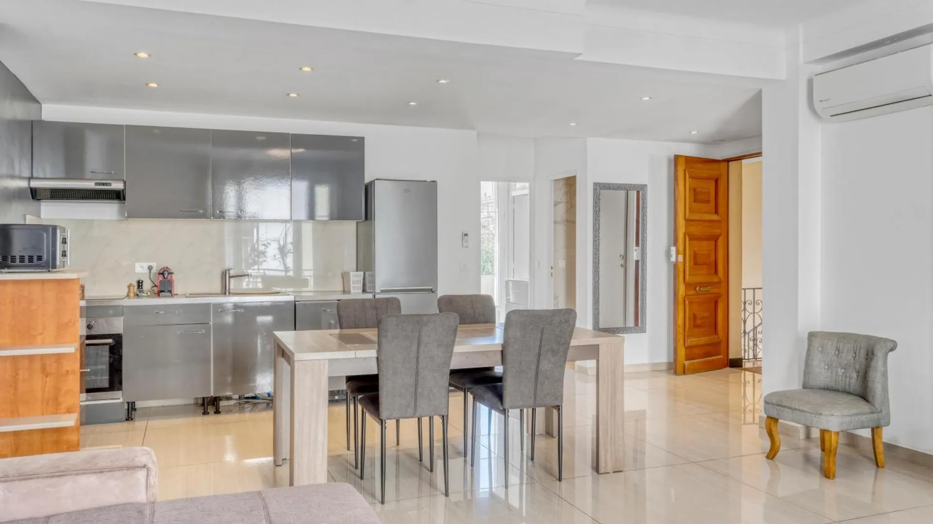 2 Bed Avenue Saint-Jean , 5 Minutes From Palais Des Festivals Apartment Cannes 0*,