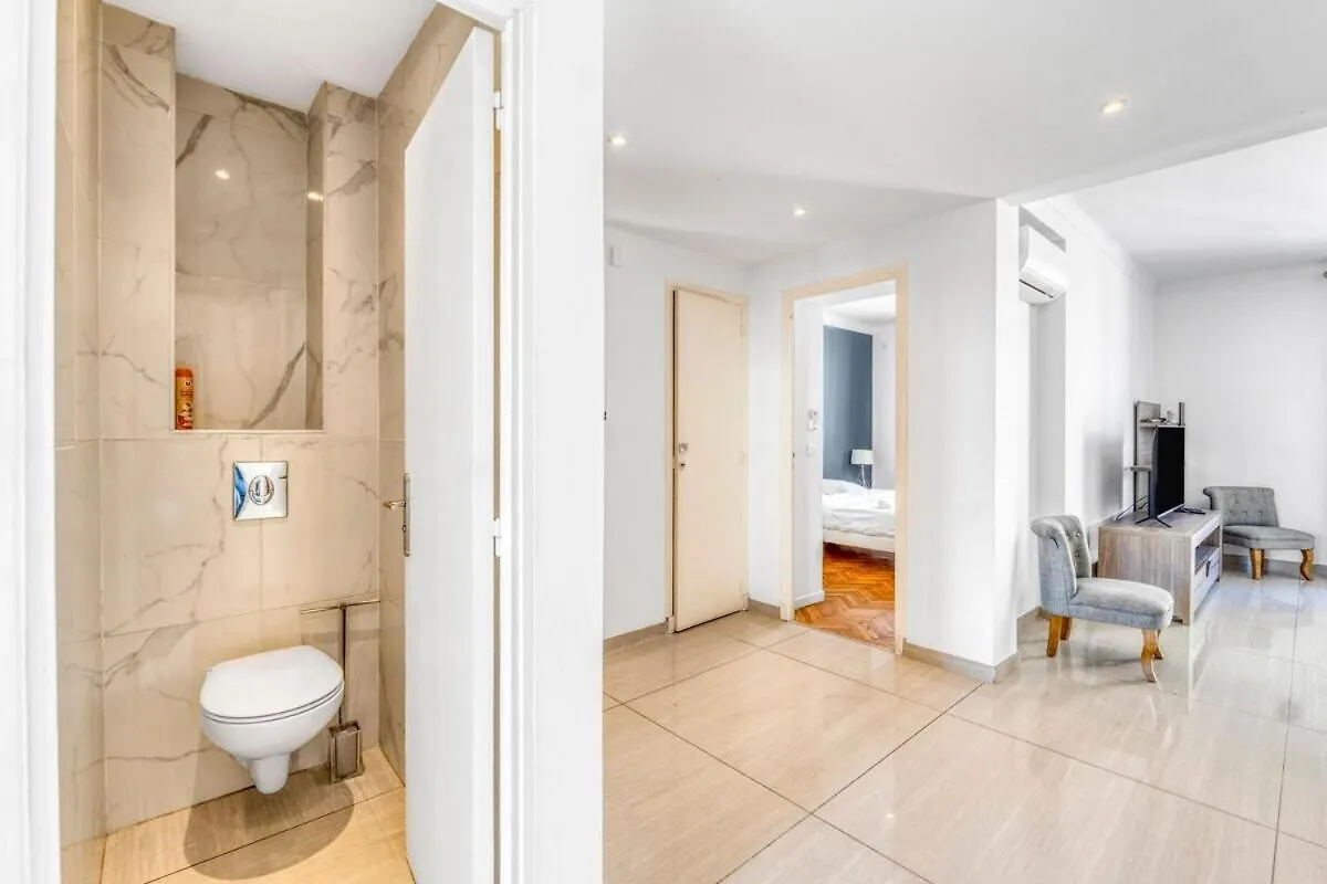 戛纳2 Bed Avenue Saint-Jean , 5 Minutes From Palais Des Festivals公寓 公寓