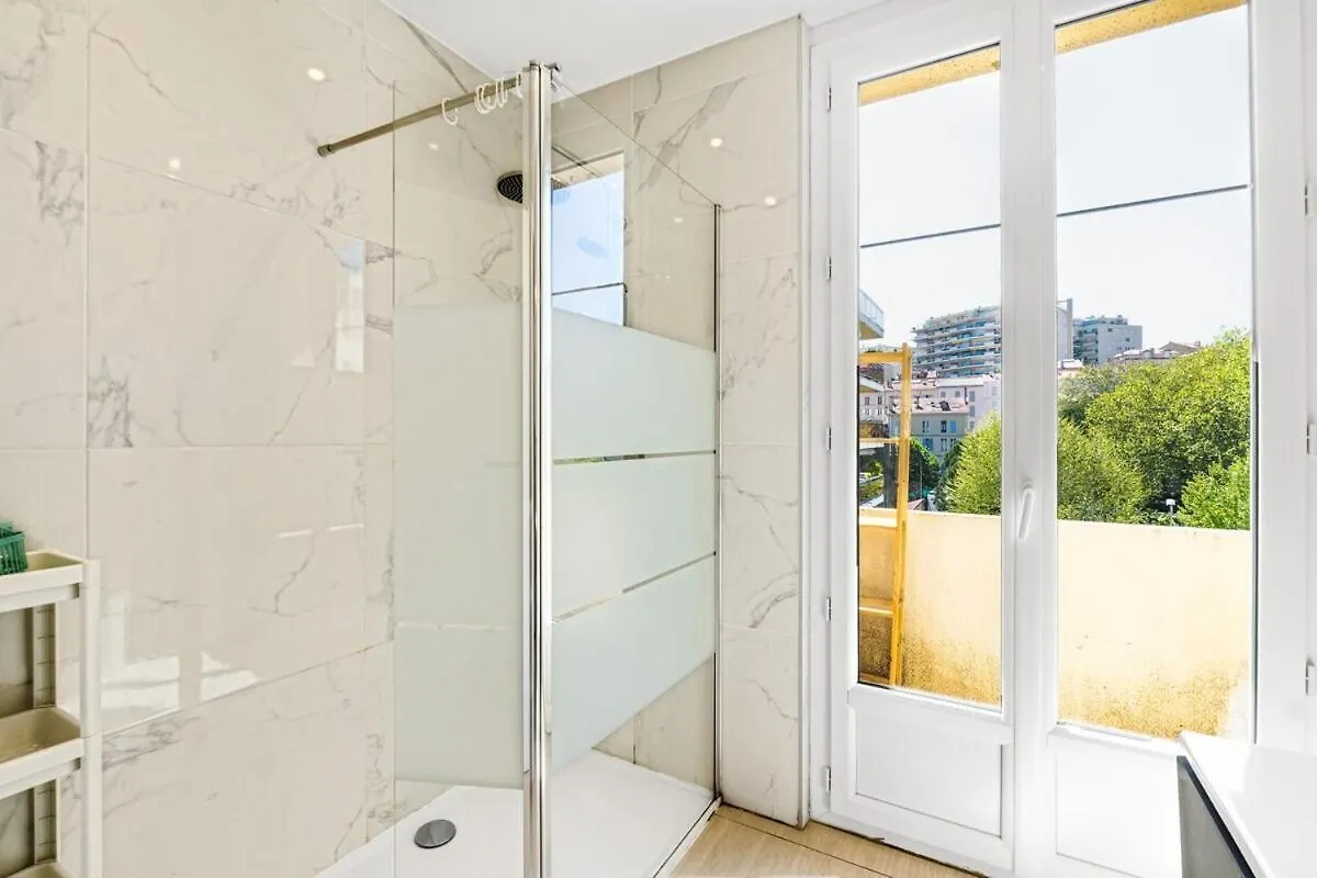 2 Bed Avenue Saint-Jean , 5 Minutes From Palais Des Festivals Apartment Cannes